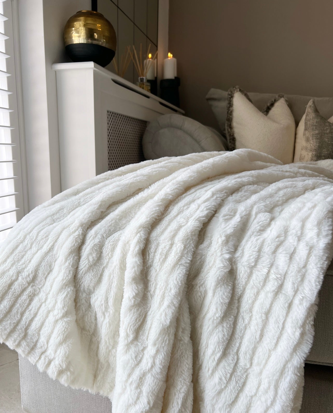 Loxton White Faux Fur Throw Blanket